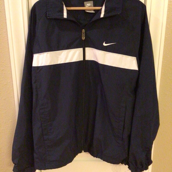 Nike Size L Navy Blue Light Jacket - Picture 1 of 5